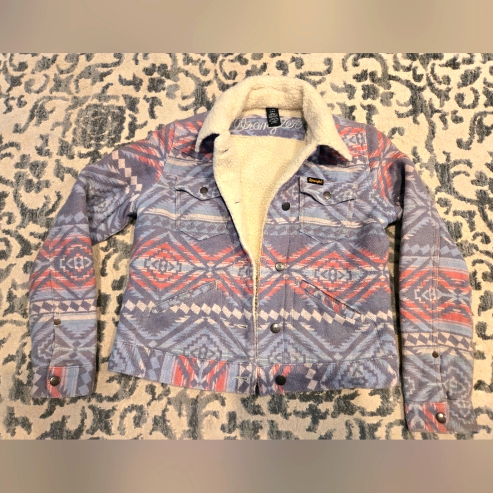 Wrangler Aztec Patterned Sherpa Jacket